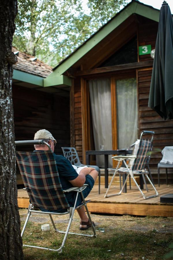 Camping Le Pre Morjal Ispagnac Экстерьер фото